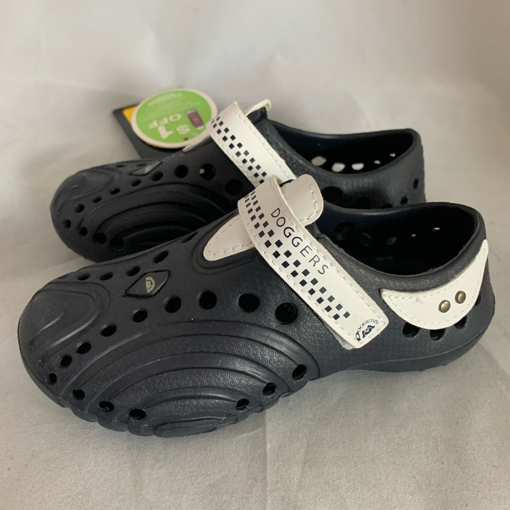 Doggers NEW water shoes (unisex)